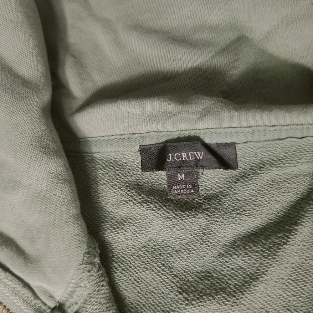 J. CREW LIGHT SAGE GREEN MEN'S PULLOVER WITH POCKETS SIZE MEDIUM